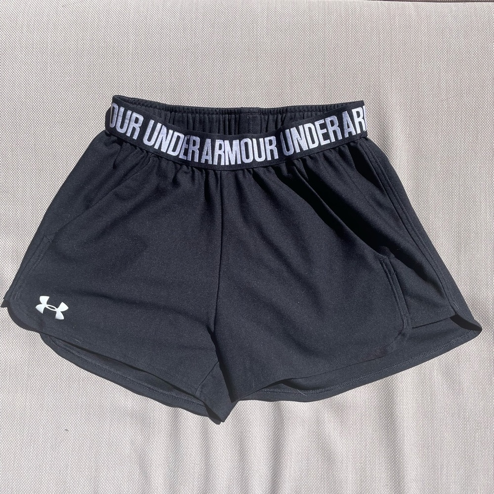 Under Armour Shorts Womens XS